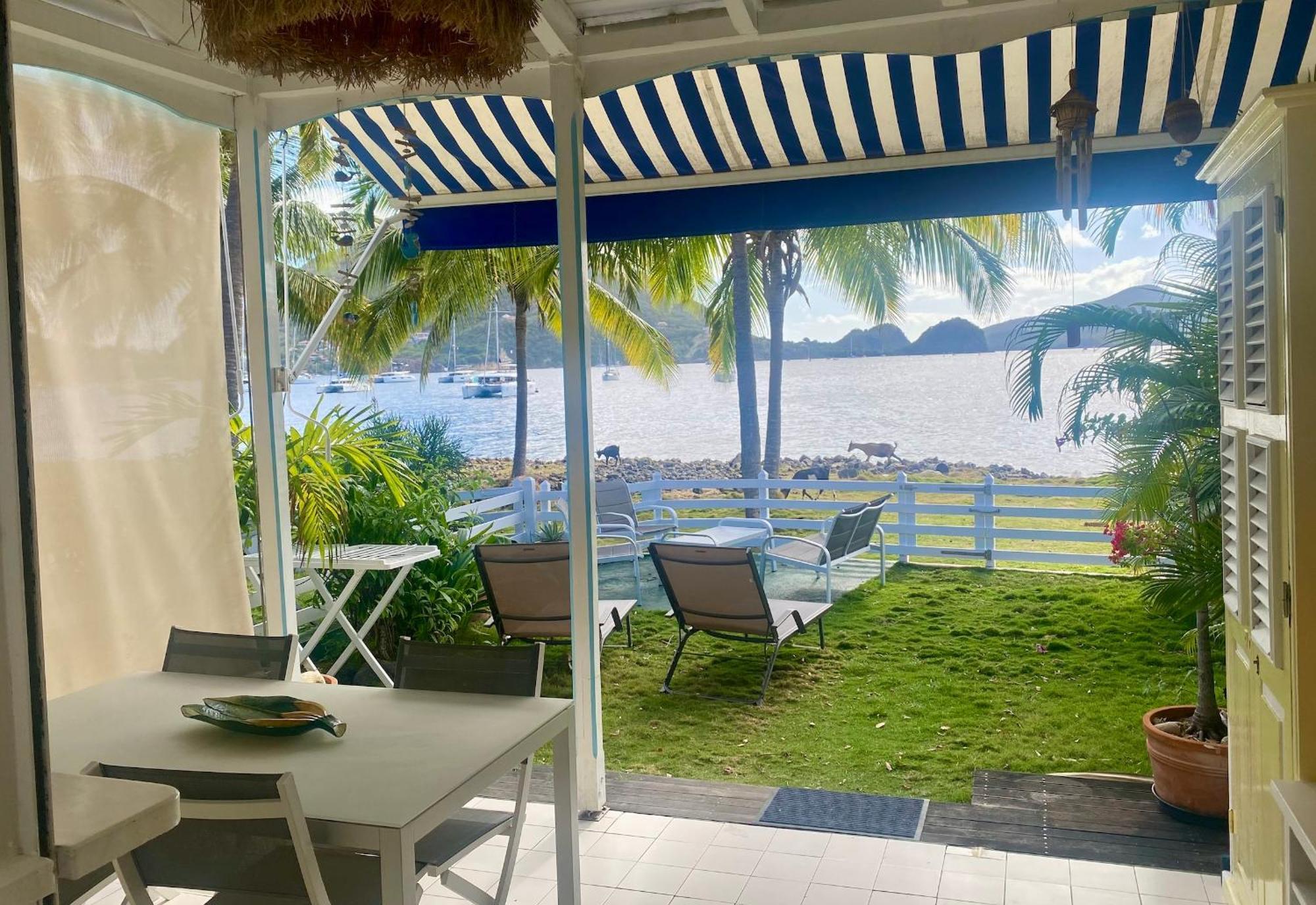 Bungalow Anolis Face A La Mer A 2 Min De La Plage. テール・ド・オー エクステリア 写真